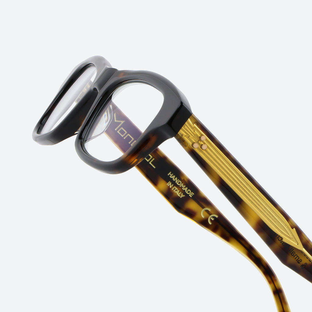 Evolved Boldness MK369 C2Y Square Photochromic